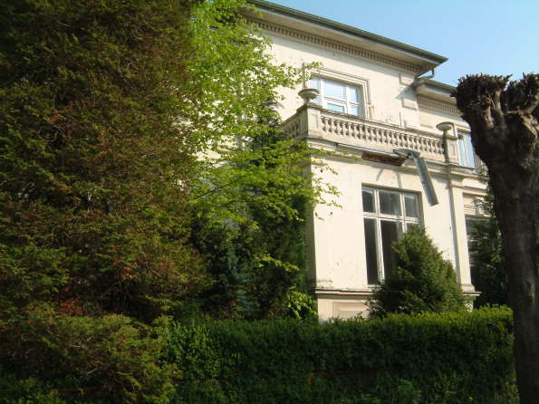 Gartenstra�e 1